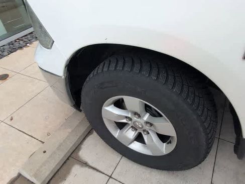 Used 2019 RAM 1500 Classic SLT image 12