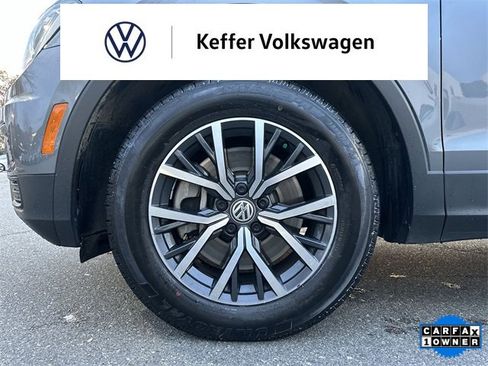 Used 2020 Volkswagen Tiguan SE image 11