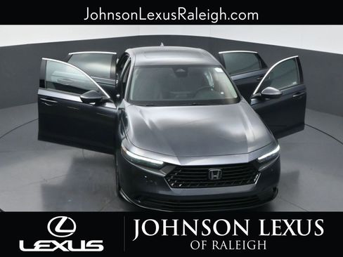 Used 2023 Honda Accord EX-L image 34
