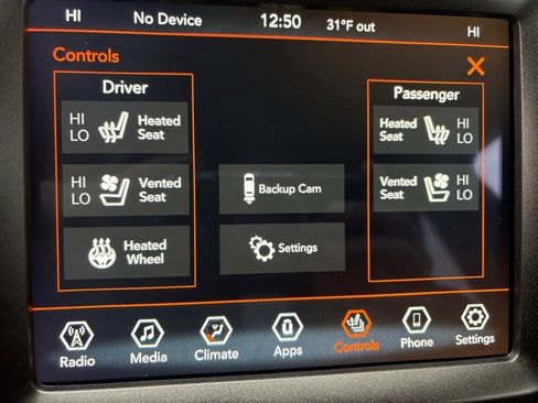 Used 2022 Jeep Cherokee Trailhawk w/ Premium Leather Package image 24