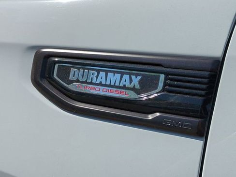 Used 2024 GMC Sierra 1500 AT4X AWD/4WD image 13