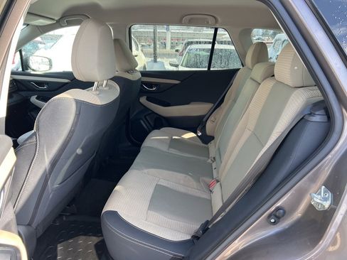 Used 2021 Subaru Outback Premium image 21