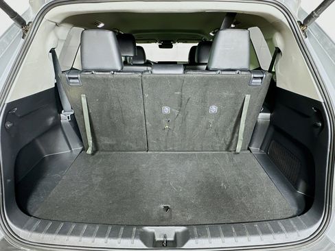Used 2025 Toyota Grand Highlander XLE image 29