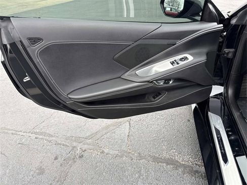 Used 2020 Chevrolet Corvette Stingray Coupe w/ Z51 Performance Package image 7