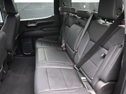 Used 2024 GMC Sierra 1500 SLT RWD image 18