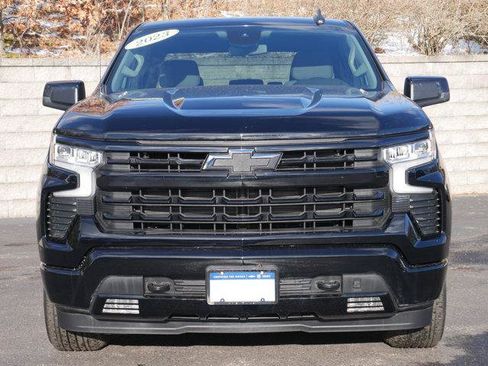 Used 2023 Chevrolet Silverado 1500 RST AWD/4WD image 2