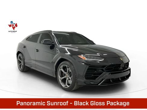 Used 2021 Lamborghini Urus image 1