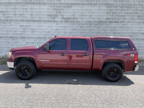 Used 2009 GMC Sierra 1500 SLE w/ Power Pack Plus AWD/4WD image 7