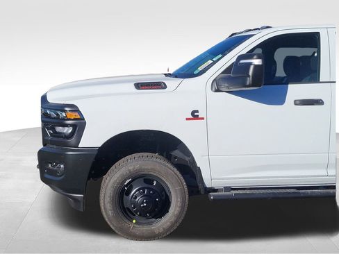 New 2026 RAM 3500 Tradesman image 9