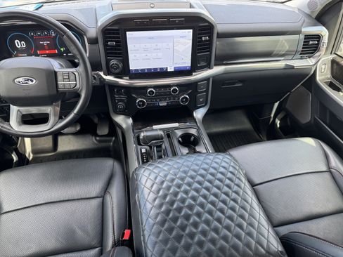 Used 2021 Ford F150 Lariat w/ Max Trailer Tow Package image 15