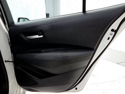 Used 2020 Toyota Corolla SE FWD image 19