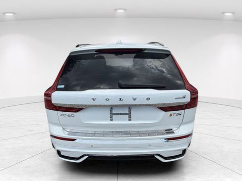 Used 2025 Volvo XC60 T8 Plus w/ Protection Package Premier AWD/4WD image 5