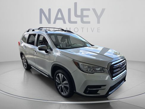 Used 2019 Subaru Ascent Touring w/ Popular Package #3 AWD/4WD image 4