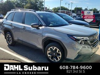 Used 2025 Subaru Forester Premium AWD/4WD video 1
