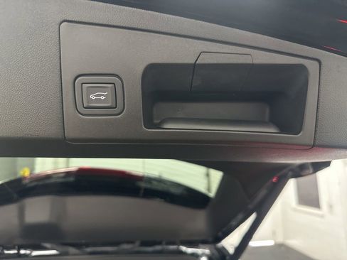 Used 2024 Cadillac XT5 Premium Luxury AWD/4WD image 38