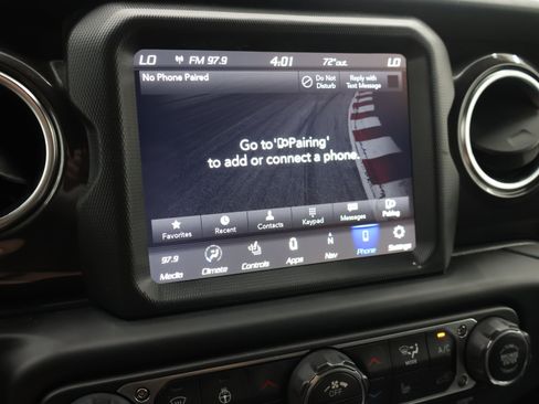Used 2022 Jeep Wrangler Unlimited Sahara AWD/4WD image 51