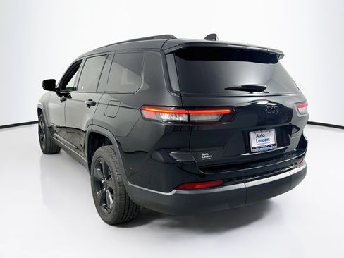 Used 2023 Jeep Grand Cherokee L Laredo RWD image 7