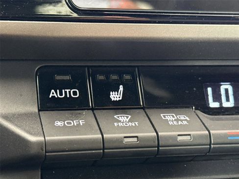 Certified 2025 Toyota Camry SE w/ Convenience Package FWD image 8
