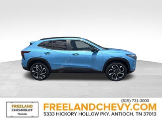 Used 2025 Chevrolet Trax RS w/ Sunroof Package FWD video 2