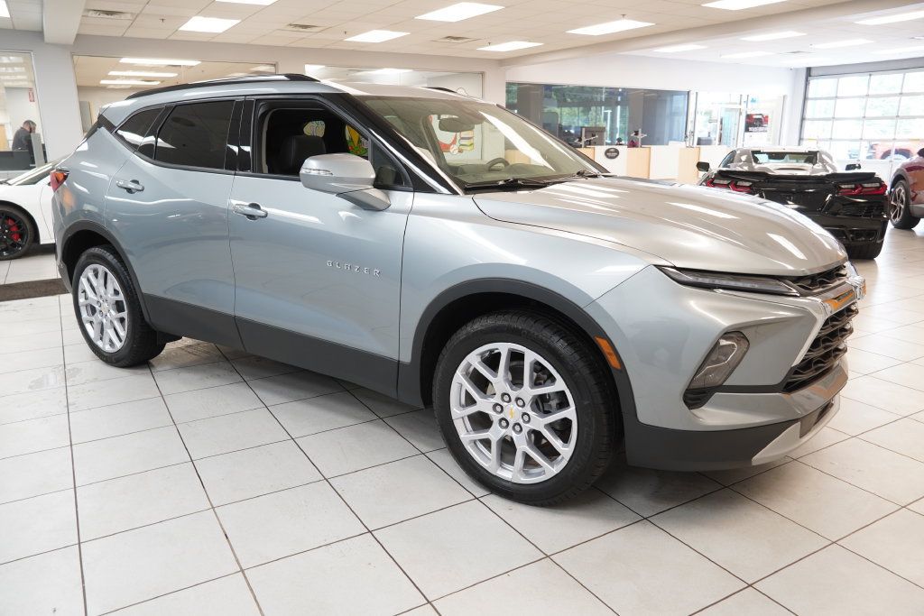 Used 2024 Chevrolet Blazer LT w/ LPO, Floor Liner Package AWD/4WD image 15
