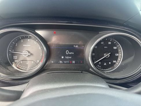 Used 2023 Buick Encore GX Essence w/ Experience Buick Package AWD/4WD image 11