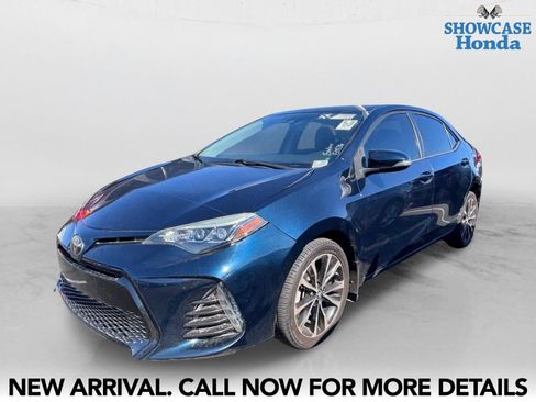 Used 2019 Toyota Corolla SE w/ SE Premium Package FWD image 2