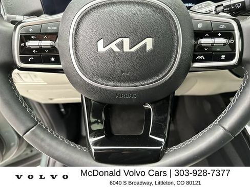 Used 2025 Kia Sorento SX Prestige AWD/4WD image 14