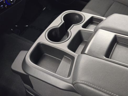 Used 2025 Chevrolet Silverado 1500 LT AWD/4WD image 19