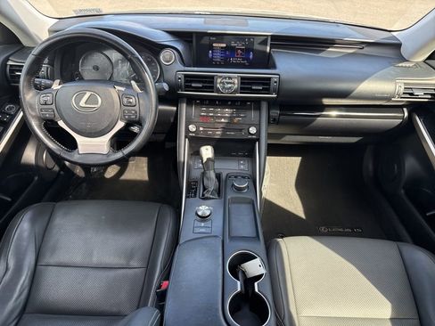 Used 2018 Lexus IS 300 w/ Premium Package RWD image 14