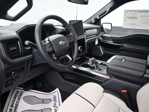 New 2023 Ford F150 Lightning Platinum image 8