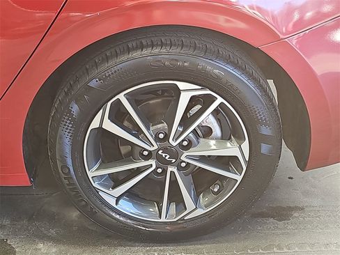 Used 2024 Kia Forte LXS image 33