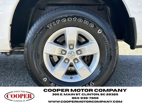 Used 2020 RAM 1500 Classic SLT image 19