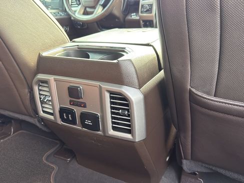Used 2019 Ford F250 King Ranch w/ King Ranch Ultimate Package AWD/4WD image 27