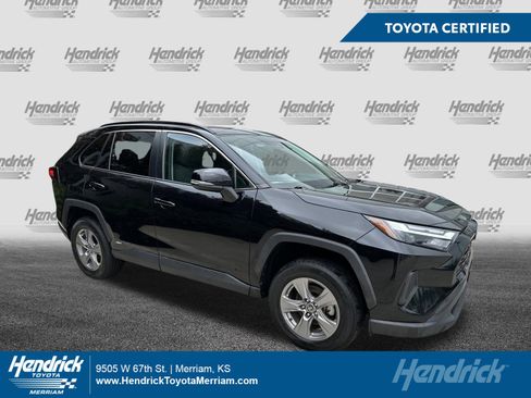 Certified 2022 Toyota RAV4 XLE w/ Convenience Package AWD/4WD image 1