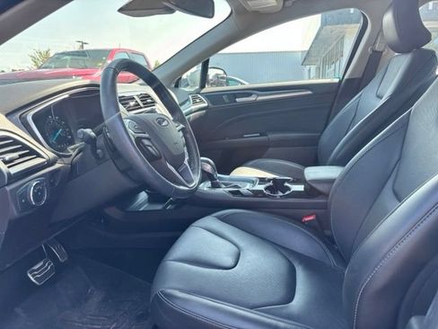 Used 2016 Ford Fusion Titanium AWD/4WD image 10