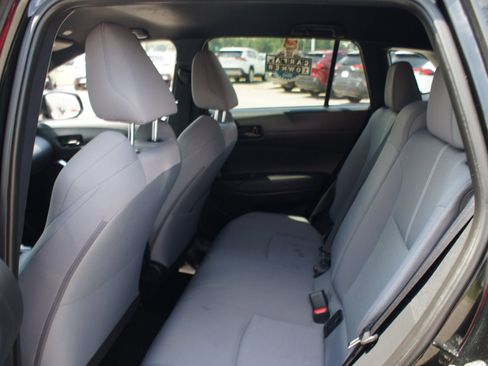 Used 2023 Toyota Corolla Cross AWD Hybrid image 13