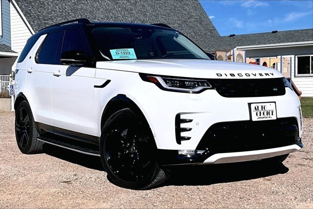 Used 2025 Land Rover Discovery Dynamic SE AWD/4WD image 3