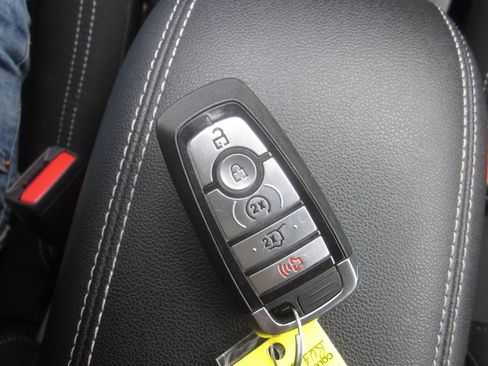 Used 2024 Ford Escape Active AWD/4WD image 14