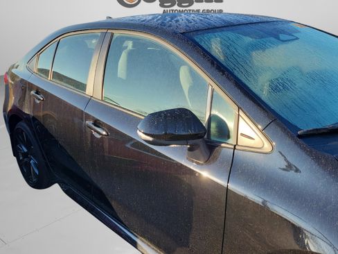 Certified 2025 Toyota Corolla SE image 20