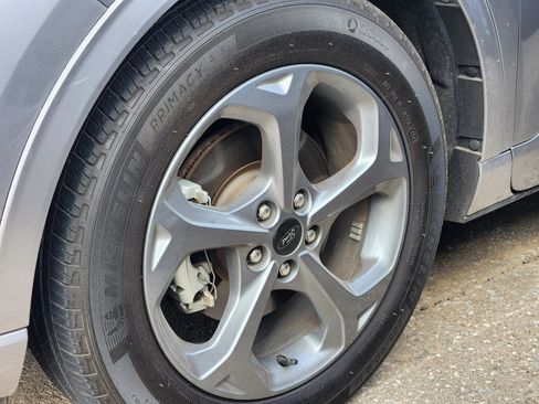 Used 2024 Ford Escape ST-Line w/ Tech Pack #1 image 8