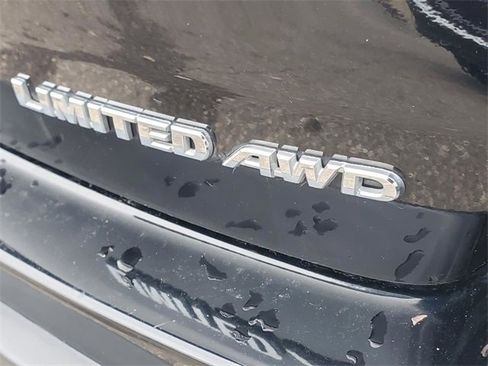 Used 2015 Toyota Highlander Limited Platinum image 8