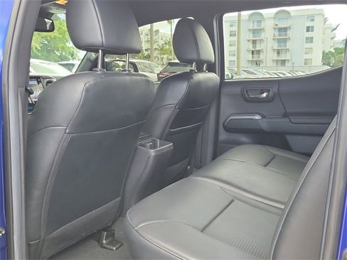 Used 2023 Toyota Tacoma Limited image 7