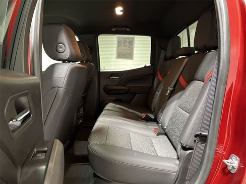 Used 2024 Chevrolet Colorado Z71 w/ Z71 Convenience Package 2 image 23