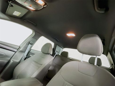 Certified 2022 Hyundai Santa Cruz SEL AWD/4WD image 12