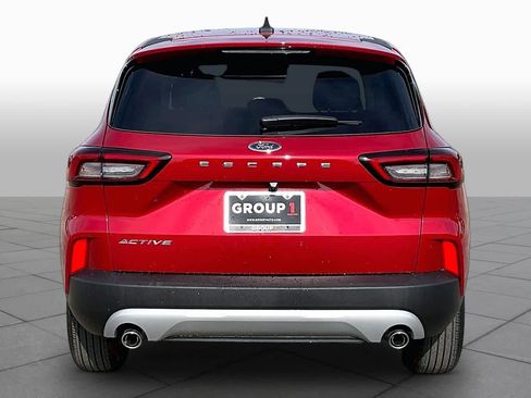 Used 2026 Ford Escape Active w/ Cold Weather Package FWD image 5