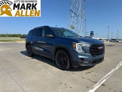 Used 2024 GMC Terrain SLT w/ Tech Package