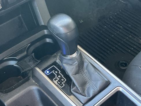 Used 2021 Toyota Tacoma SR5 w/ Trail Edition AWD/4WD image 22