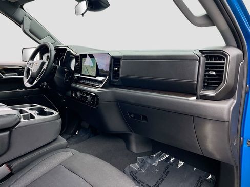 Used 2023 Chevrolet Silverado 1500 LT AWD/4WD image 28