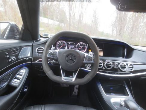 Used 2014 Mercedes-Benz S 63 AMG 4MATIC Sedan image 20
