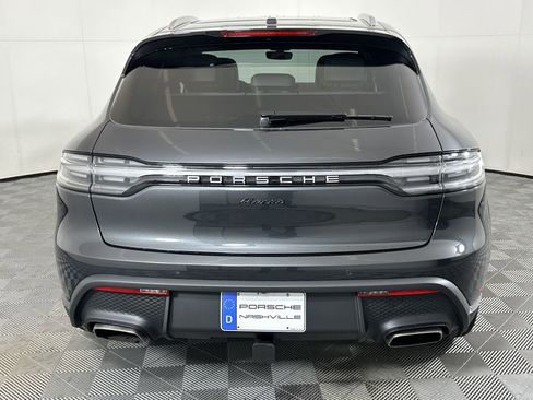 Used 2025 Porsche Macan image 10